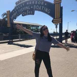 Meet your Posher, Laura